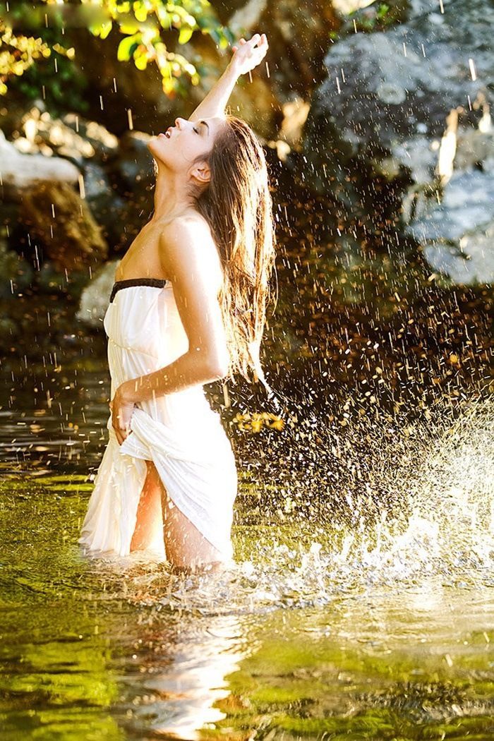 Marie Avgeropoulos in Dammam