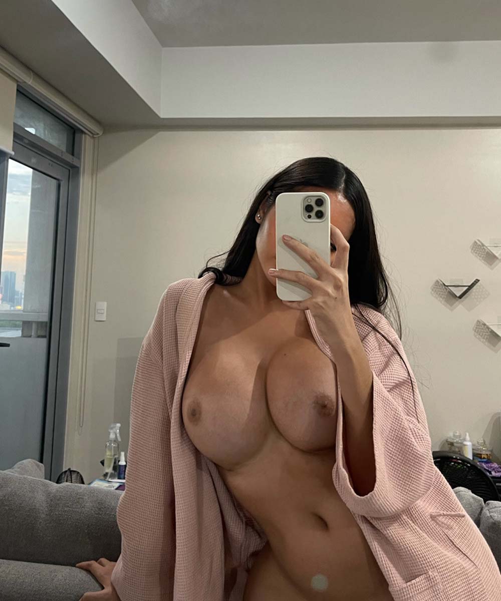 Angela Castellanos naked in Dammam