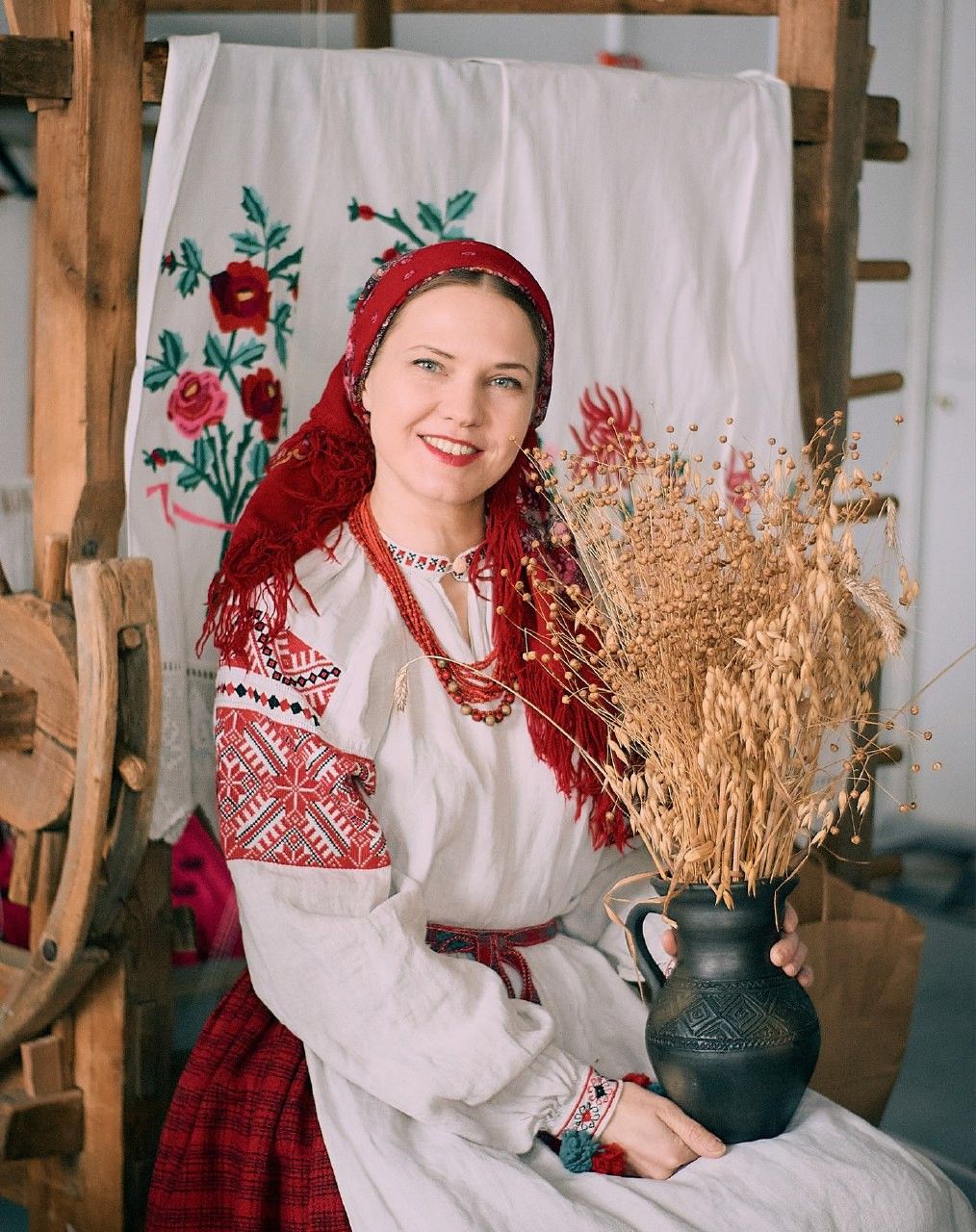 Women in Slavic costumes in Dammam
