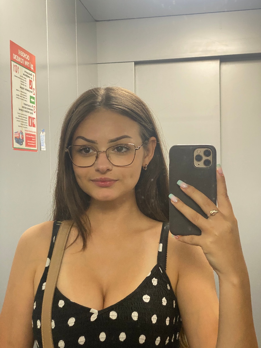 Sexy model Stacy in Dammam